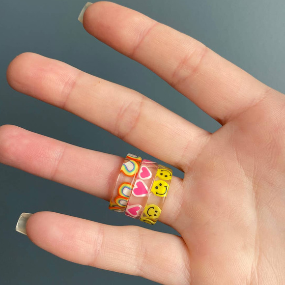 Y2k acrylic chunky emoji rings - Picture 6 of 8